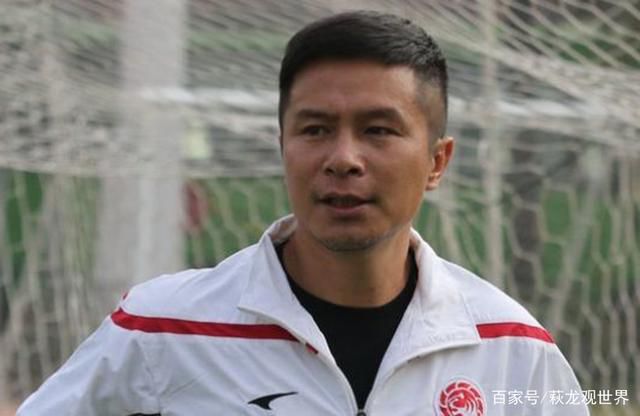 说罢，他看向叶辰，毋容置疑的说道：辰儿，你就坐这儿。